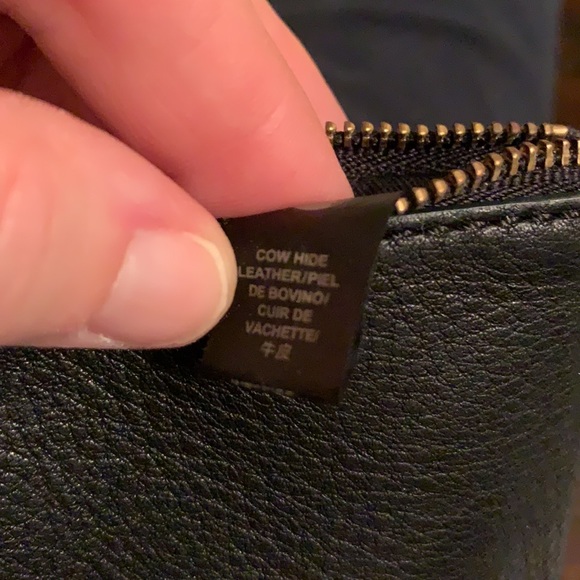 Fossil Black, White and Tan Leather Wallet EUC - Picture 10 of 10